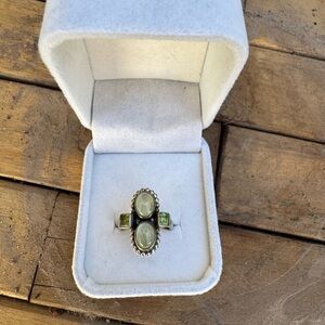 Nicky butler 925 Sterling silver Prehnite Oval Cabochon Square Cut Peridot ring